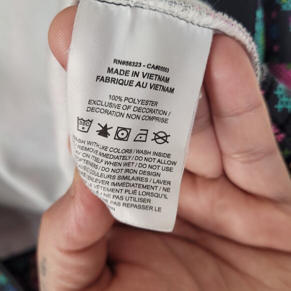 Nike black and multi color pixelated floral cropped full zip track jacket small - Picture 6 of 8